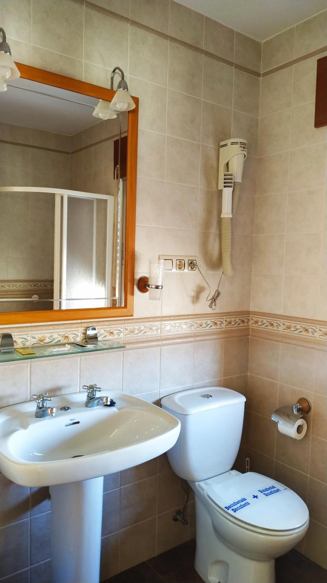 Hotel Rural Casa Ramiro Cedrillas Room photo